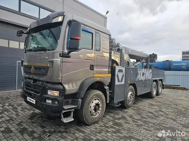 Грузовик HOWO 8×4 с крано-манипуляторной установкой